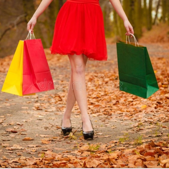 Feel the Magic while you shop ✨ 🪄✨Bundle your likes “♥️” Magically 30% off ✨🪄✨ - Picture 6 of 16